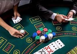 Giao diện nền tảng oxbet com trên máy tính và điện thoại